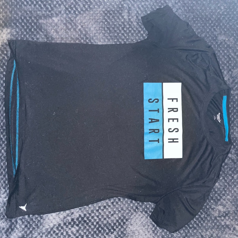 Old Navy Active Graphic Tee